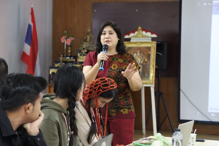 โครงการบัณฑิตพันธุ์ใหม่และกำลังคนที่มีสมรรถนะเพื่อตอบโจทย์ภาคการผลิตตามนโยบายการปฏิรูปการอุดมศึกษาไทย ประเภทประกาศนียบัตร (Non-Degree) หัวข้อเรื่อง กระบวนการขนส่งสินค้าข้ามแดน 2