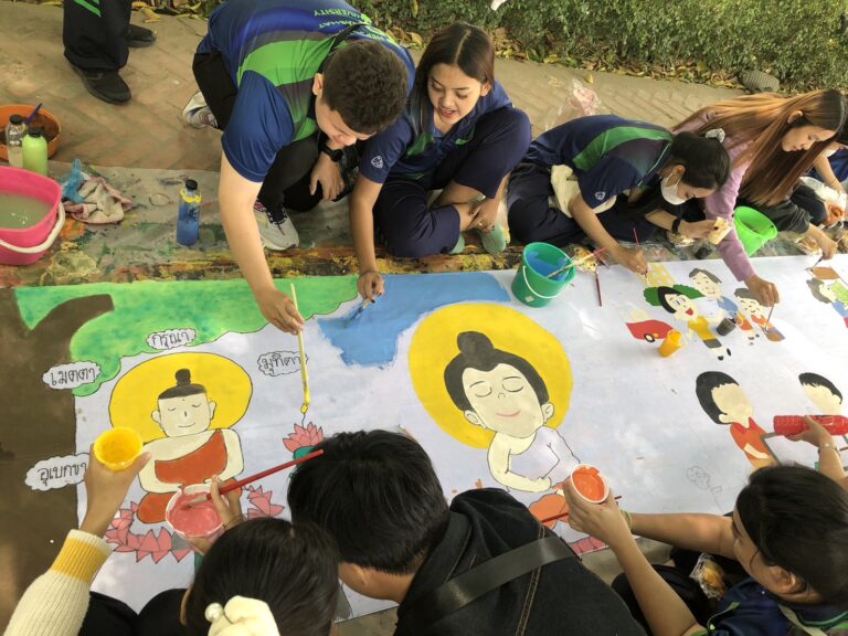 ผศ.พรรณนิภา เดชพล คณบดีคณะวิทยาการจัดการ พร้อมด้วย รองคณบดีฝ่ายบริหาร อาจารย์ บุคลากรและนักศึกษาคณะวิทยาการจัดการ มหาวิทยาลัยราชภัฏเทพสตรี ร่วมงานทำบุญเมืองลพบุรี