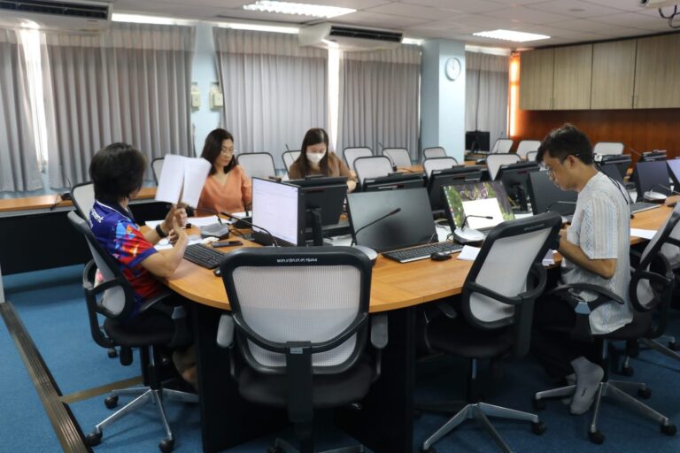 หลักสูตรนิเทศศาสตรบัณฑิต สาขาวิชานิเทศศาสตร์ดิจิทัล ดำเนินการทวนสอบผลสัมฤทธิ์ทางการเรียนของนักศึกษาตามมาตรฐานผลการเรียนรู้ ประจำปีการศึกษา 2567