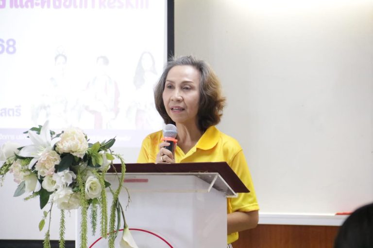 ผศ.พรรณนิภา เดชพล คณบดีคณะวิทยาการจัดการ มหาวิทยาลัยราชภัฏเทพสตรี เป็นประธานเปิดการอบรมให้ความรู้แก่นักศึกษาและศิษย์เก่า Reskill ซึ่งจัดโดยคณะวิทยาการจัดการ ให้แก่ คณะกรรมการสโสมรนักศึกษาคณะวิทยาการจัดการ และศิษย์เก่า