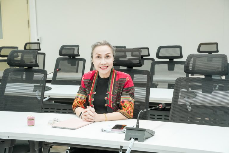 มรภ.เทพสตรี จัดประชุมเตรียมความพร้อมการดำเนินงานโครงการประเพณีวัฒนธรรม ดนตรีศิลป์ งานแผ่นดินสมเด็จพระนารายณ์มหาราช ครั้งที่ 38 ประจำปี พ.ศ. 2569