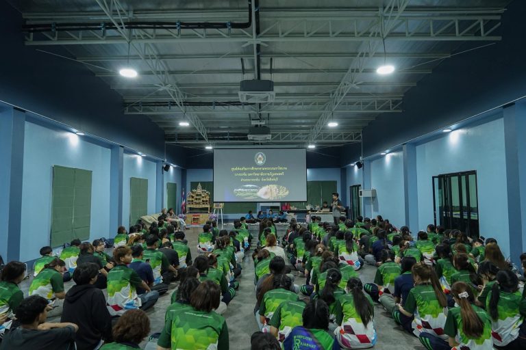 คณะวิทยาการจัดการ ร่วมโครงการสานต่อศาสตร์พระราชาตามพระราชดำริเศรษฐกิจพอเพียง ให้แก่นักศึกษา