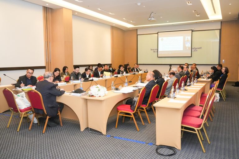 ประชุมคณะกรรมการสภามหาวิทยาลัยราชภัฏเทพสตรี ครั้งที่ 7/2568 ในรูปแบบการประชุมระบบ Hybrid Meeting ณ โรงแรมเบสท์ เวสเทิร์น พลัส แวนด้า แกรนด์ จ.นนทบุรี
