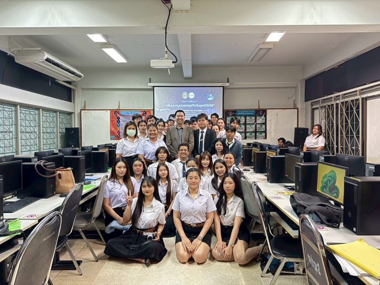 สาขาวิชาบริหารธุรกิจ ได้จัดโครงการสัมมนา มุมมองธุรกิจในยุคดิจิทัล สำหรับนักศึกษาภาคพิเศษ จำนวน 50 คน ณ ห้องปฏิบัติการคอมพิวเตอร์ อาคาร 6 ห้อง 203 เพื่อพัฒนาทักษะด้านเทคโนโลยีและเสริมศักยภาพในการประยุกต์ใช้ดิจิทัลในโลกธุรกิจยุคใหม่